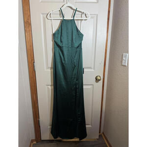 Elegant Lulus Emerald Green Maxi Dress with Slit Size M